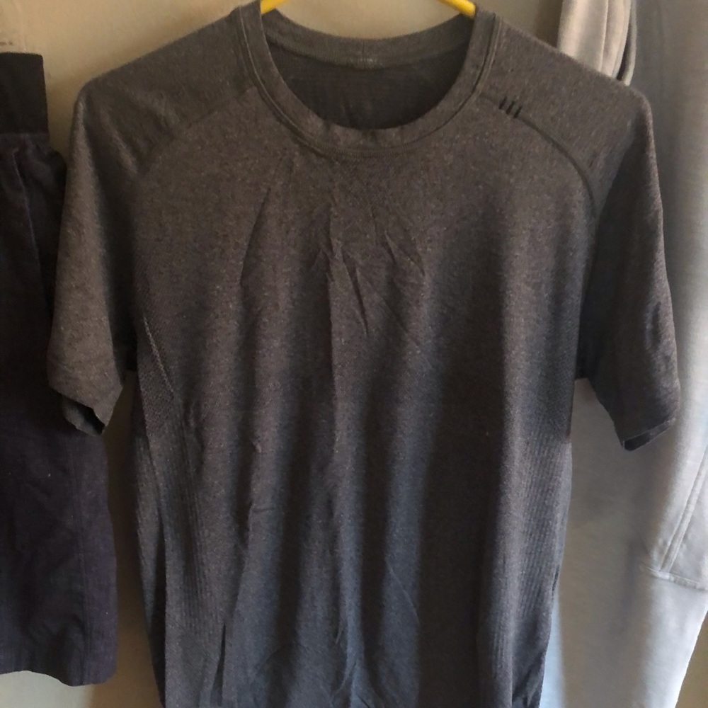 Sold - Picture 3 of 6